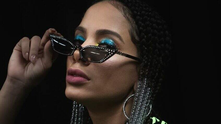 Anitta libera vídeo com coreografia de “Fuego”, single com DJ Snake e Sean Paul