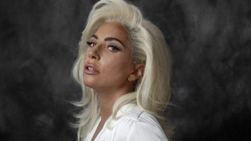 Lady Gaga é acusada de plagiar música em “Shallow”. Compare as duas