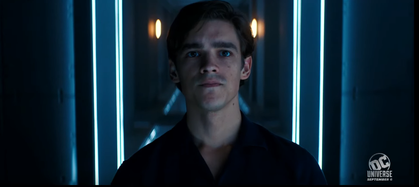 “Titãs” ganha novo trailer com Bruce Wayne, Exterminador e Superboy