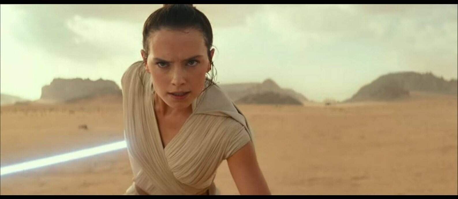“Star Wars: A Ascensão Skywalker”: Novo teaser relembra saga e mostra Rey com sabre de luz vermelho