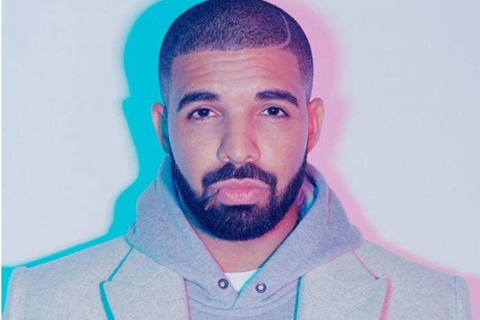 Drake ignora fãs em aeroporto e causa decepção: “Por isso a Rihanna terminou com você”