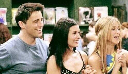 “Friends”: Courteney Cox, Jennifer Aniston e Matt LeBlanc aparecem juntos em fotos - Metropolitana FM