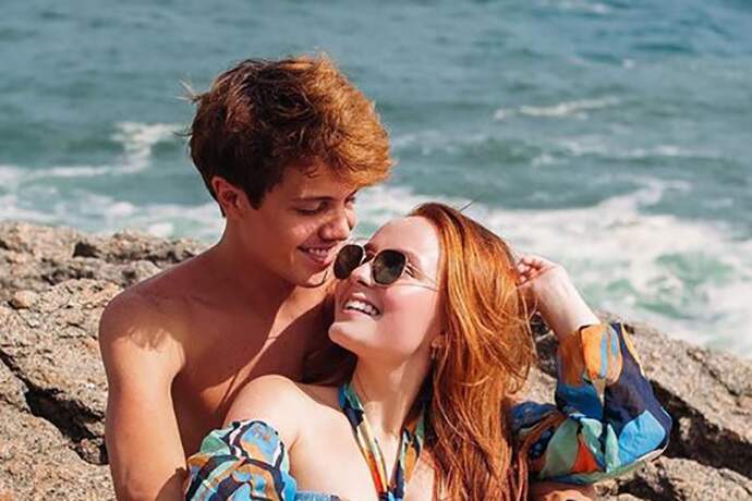 Larissa Manoela se declara para namorado durante férias: “Juntos” - Metropolitana FM