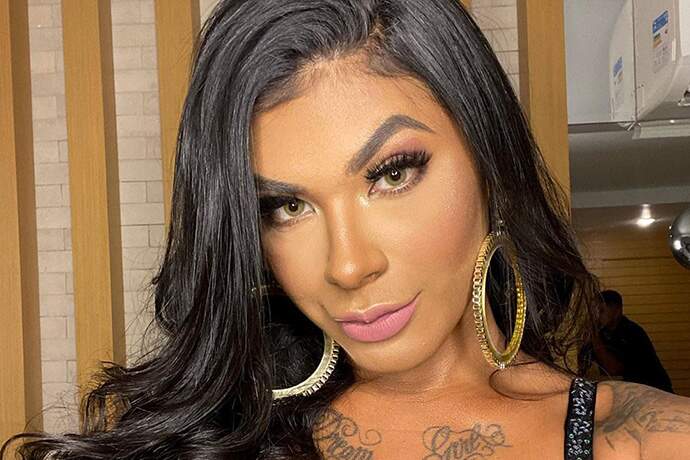 Pocah divulga vídeo detalhado de seu look e maquiagem: “Atenção” - Metropolitana FM