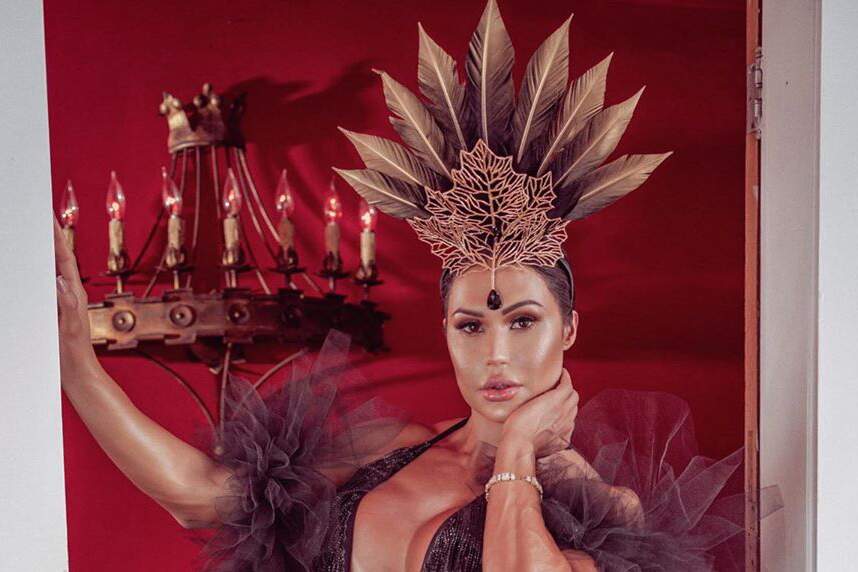 Gracyanne Barbosa posa com look de carnaval e fãs elogiam: “Dona da folia”