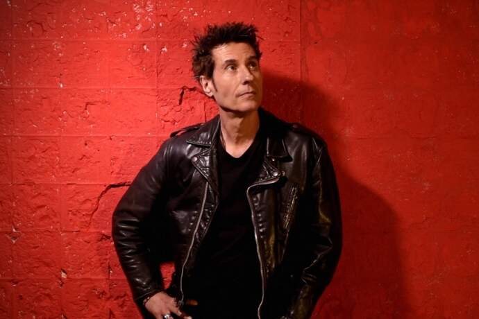Coronavírus: Dinho Ouro Preto, vocalista do Capital Inicial, testa positivo para doença