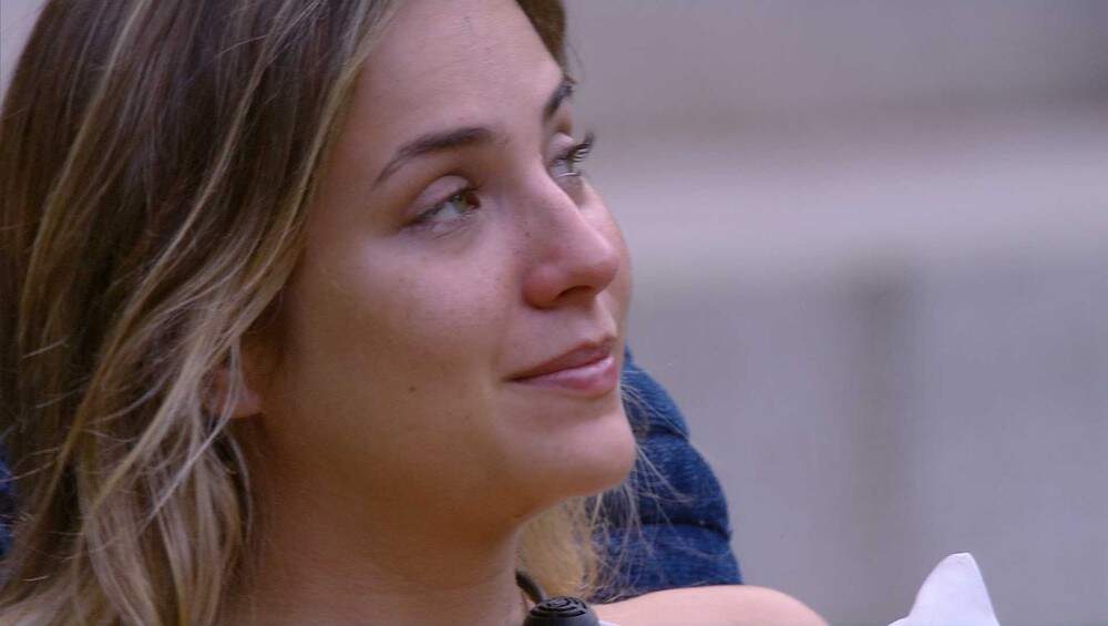 BBB20: Gabi chora após conversa com Marcela - Metropolitana FM