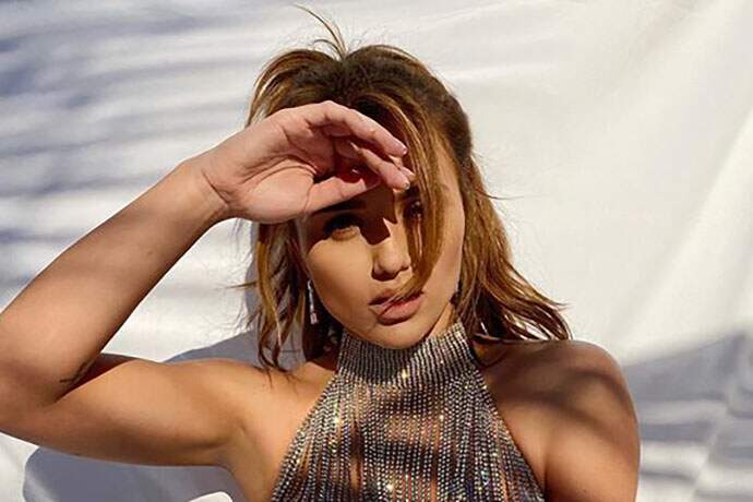 Rafa Kalimann mostra ensaio realizado para Vogue e dispara: “Sou minha luz” - Metropolitana FM