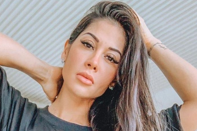 Mayra Cardi repara sintomas do Covid-19 após festa de aniversário da filha - Metropolitana FM