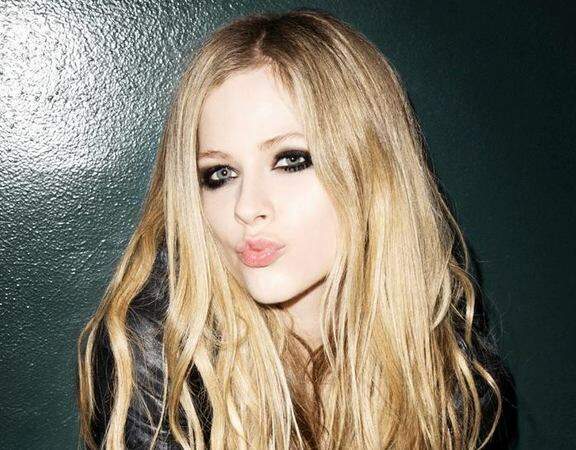 Avril Lavigne se apresentará no Rock in Rio 2021, afirma jornalista - Metropolitana FM