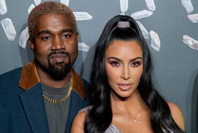 Kim Kardashian pede divórcio de Kanye West, segundo site
