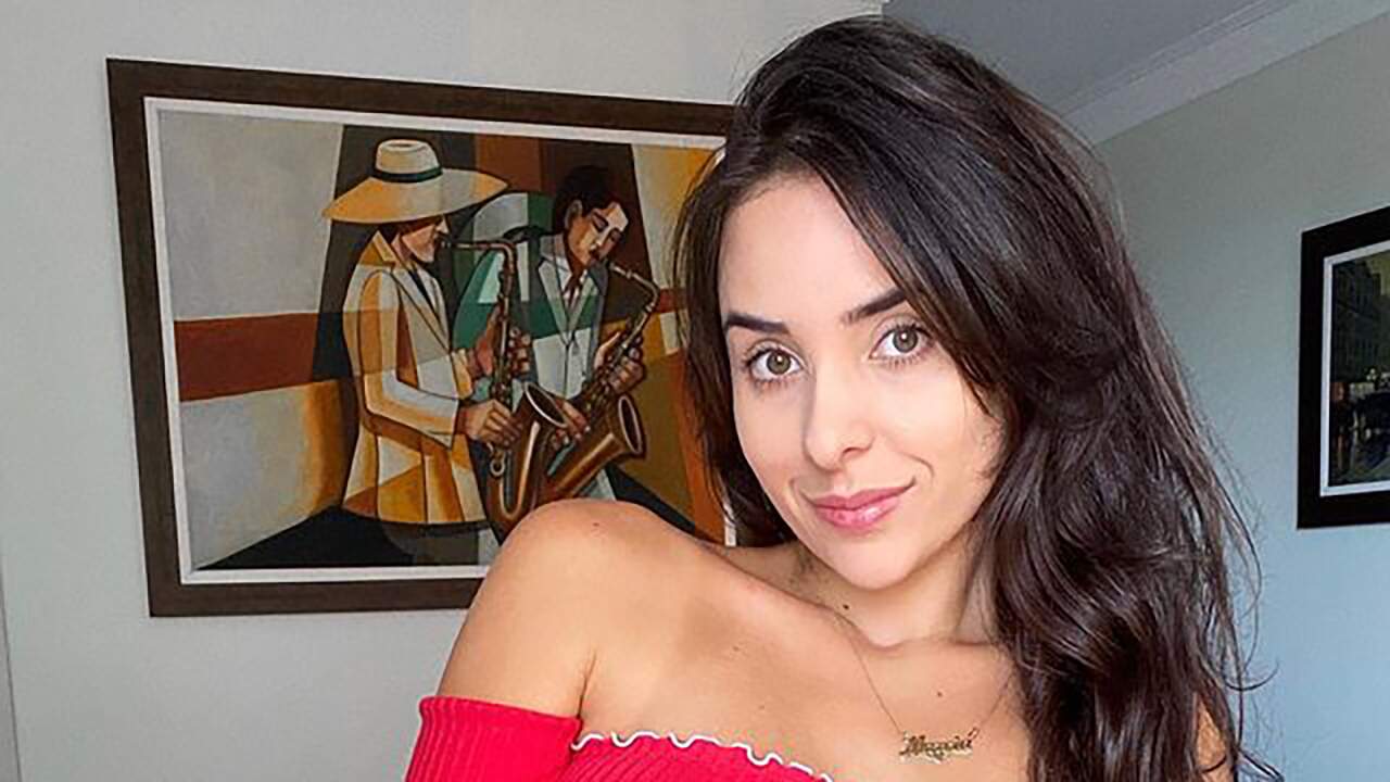Irmã de Juliana Caetano divulga selfie diferenciada: “Sem make”