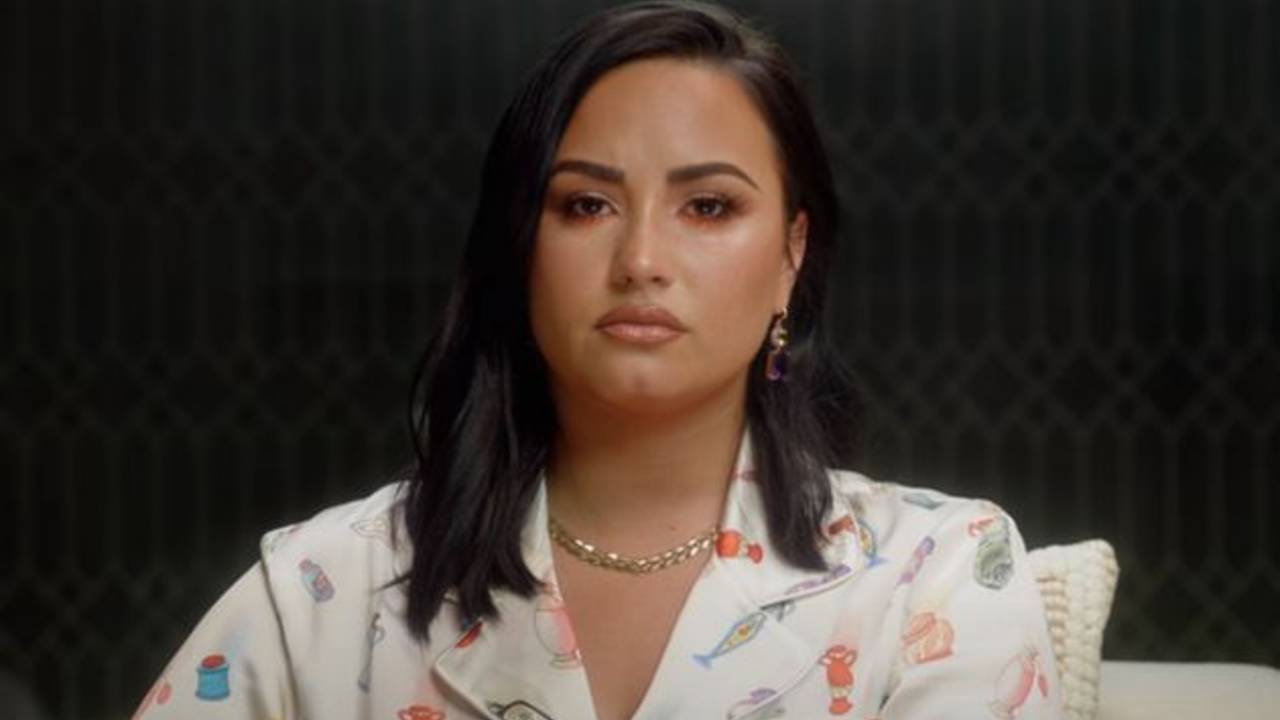 Demi Lovato revela que quase teve uma recaída para usar drogas: “Foi péssimo” - Metropolitana FM