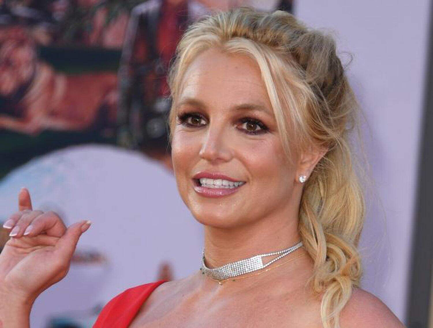 Britney Spears posta foto ao lado dos filhos e dá o que falar na web