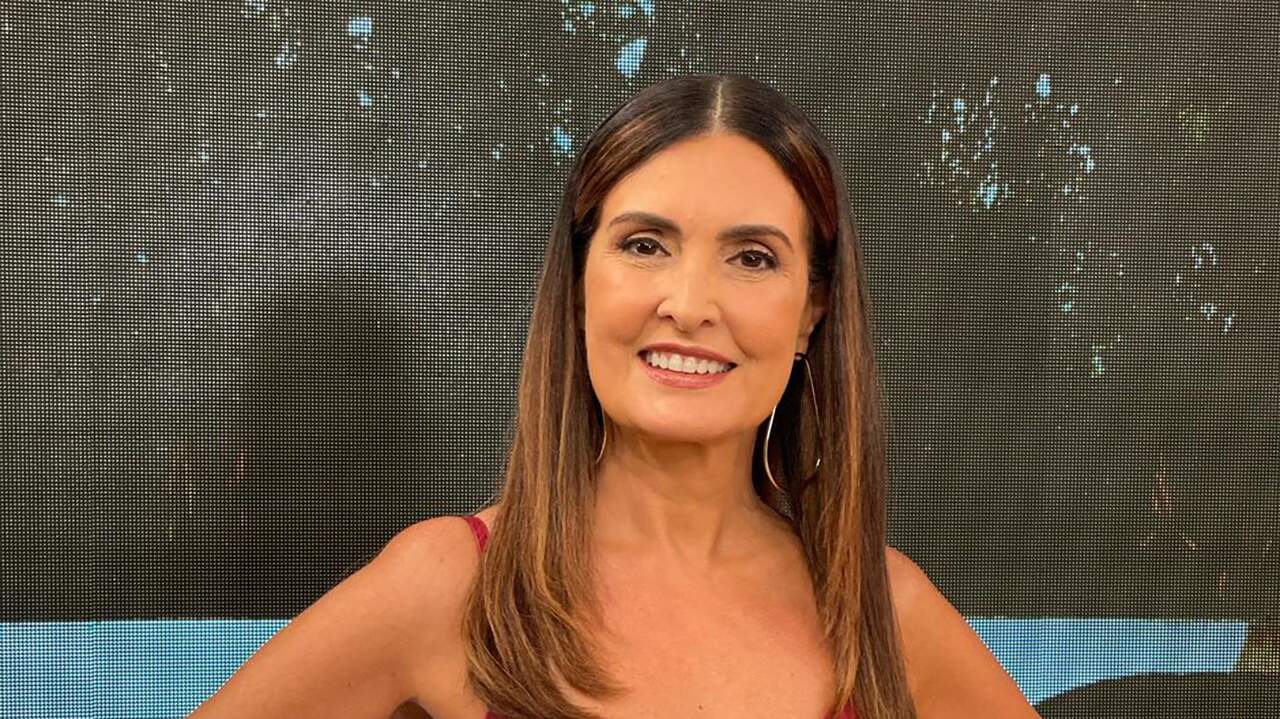 Fátima Bernardes exibe look do dia em foto diferenciada: “Adoro mudar o visual” - Metropolitana FM