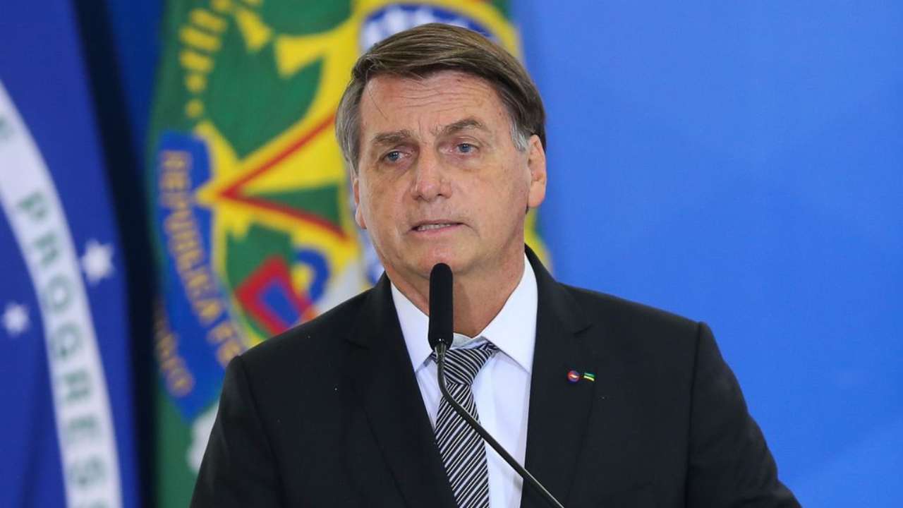 Escândalo: Com risco de se tornar inelegível, Bolsonaro faz declaração estarrecedora e choca população - Metropolitana FM