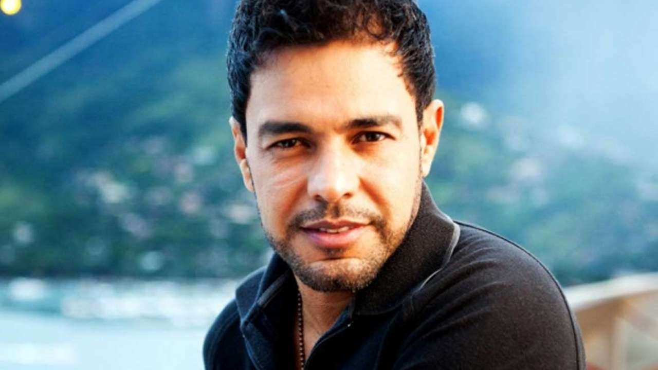 Zezé Di Camargo canta “Solidão” e fãs elogiam: “A voz mais linda!” - Metropolitana FM