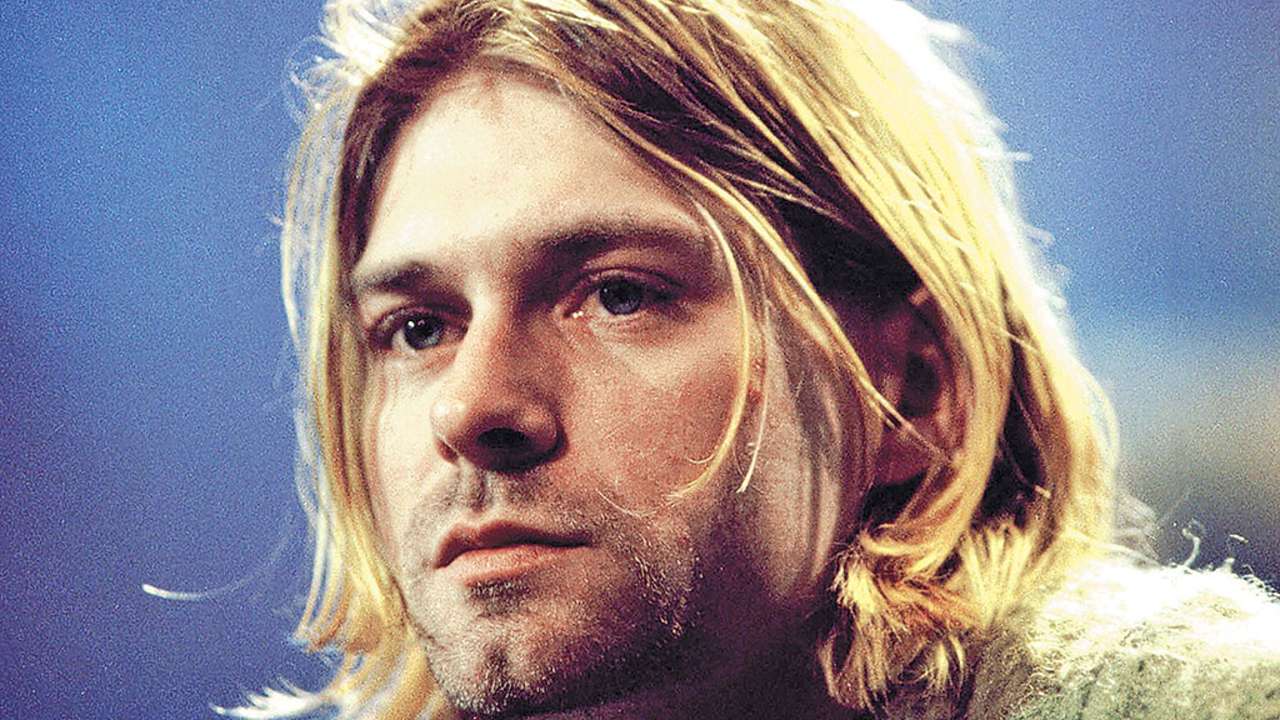 Fã leiloa fios de cabelo de Kurt Cobain por mais de 12 mil reais; Veja as fotos! - Metropolitana FM