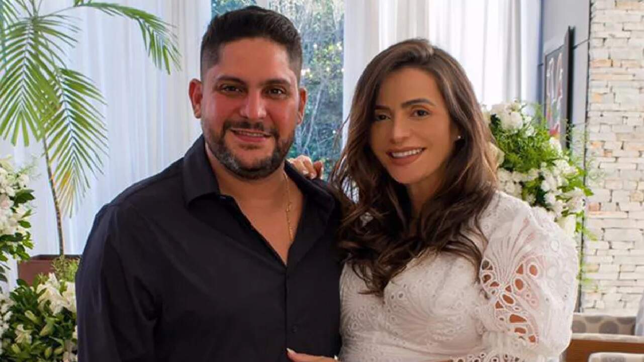 Jorge, da dupla com Mateus, posa com esposa Rachel Boschatti, que está grávida: “Ansioso” - Metropolitana FM