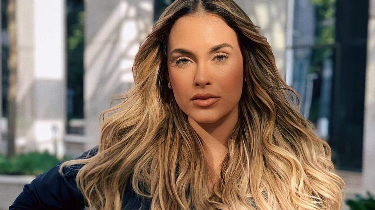 Ex-BBB Sarah desmente rumores sobre motivo de unfollow em Anitta: “Falta de louça!” - Metropolitana FM