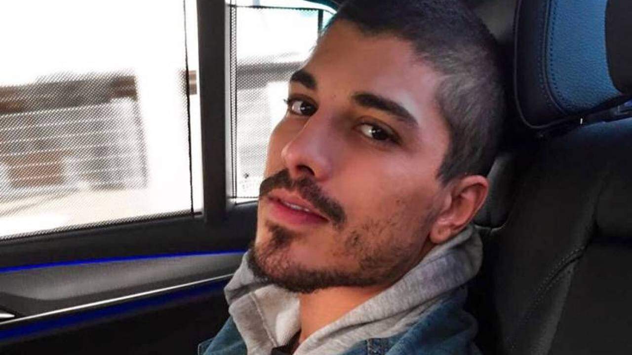 Ex-A Fazenda Douglas Sampaio revela beijo em homem, mas nega: “Não sou bissexual” - Metropolitana FM