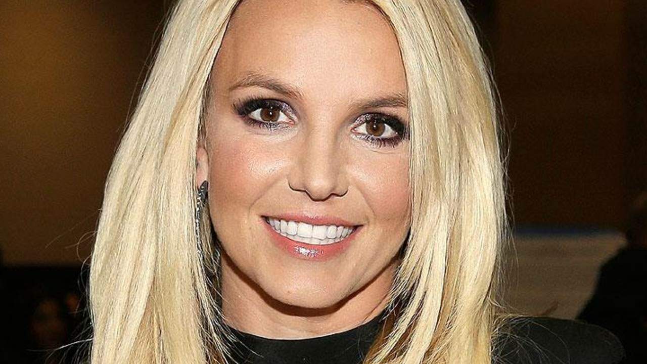 Britney Spears anuncia que está noiva e fãs vão à loucura: “Eu não posso acreditar nisso !!!!!!” - Metropolitana FM