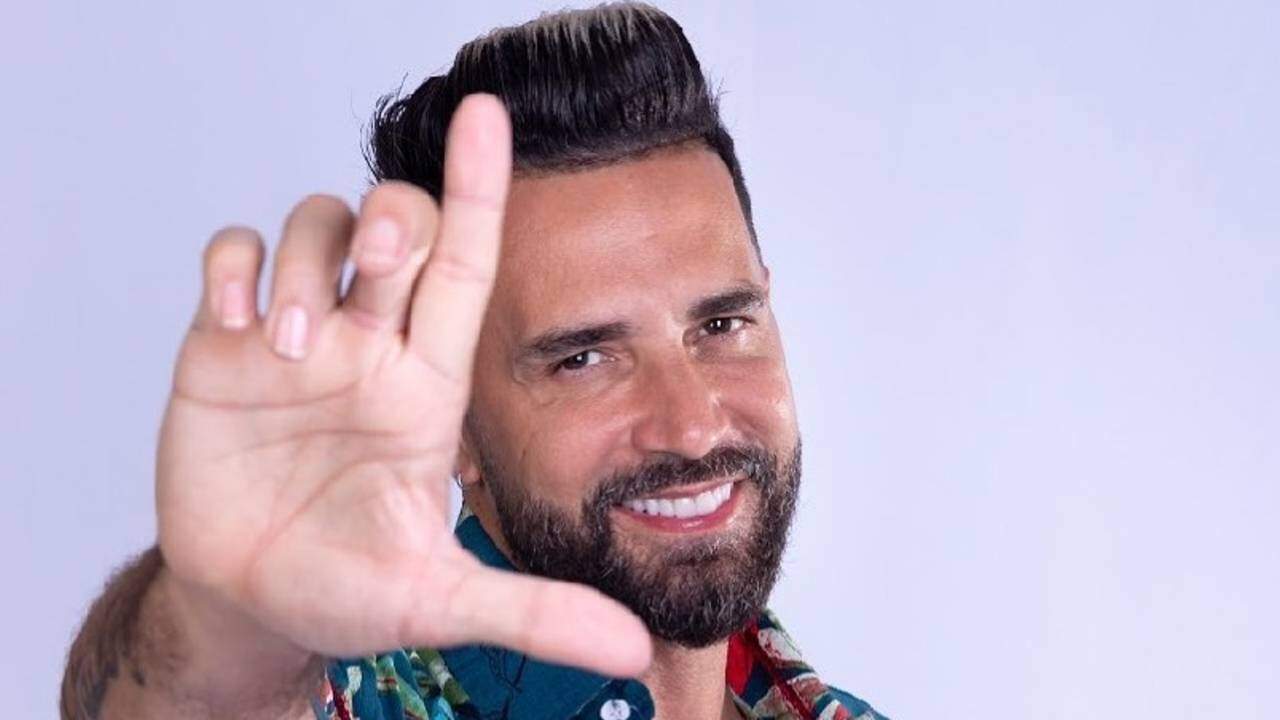 Latino revela qual cantora inspirou ele a compor o hit “Tô Nem Aí” - Metropolitana FM