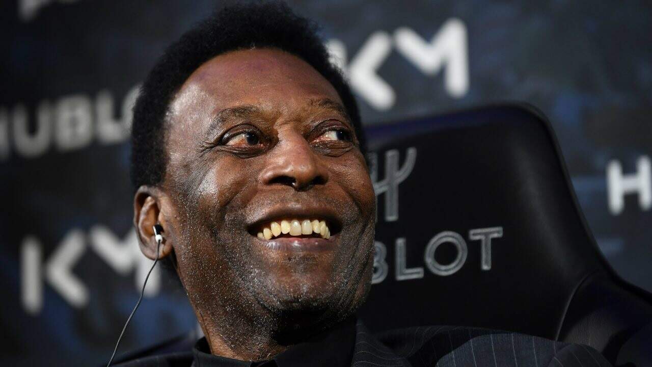 Pelé segue na UTI após retirada de tumor e hospital revela estado de saúde do ex-jogador - Metropolitana FM
