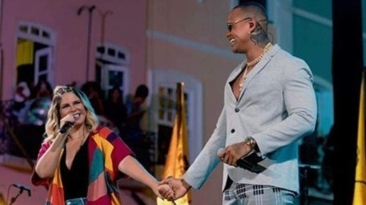 Léo Santana faz desabafo inusitado durante homenagem para Marília Mendonça em seu show