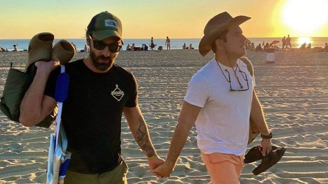 Marco Pigossi assume namoro com cineasta Marco Calvani: “Chocando um total de 0 pessoas” - Metropolitana FM