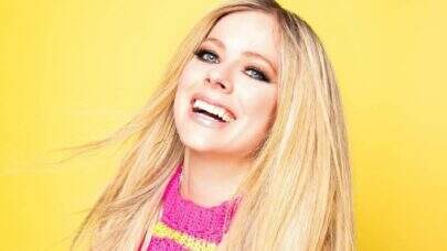 Detalhe na capa do novo álbum da Avril Lavigne atiça curiosidade dos fãs e agita web