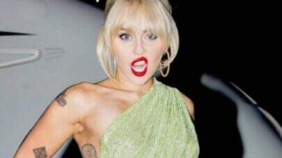 Miley Cyrus brinca após passar por momento inusitado em show: “Aproveitem para dar uma boa conferida”