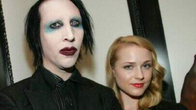 Ex-namorada de Marilyn Manson faz graves denúncias que sofreu do cantor e choca web: “Um completo caos”