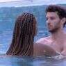 BBB22: Natália e Lucas ficam abraçados na piscina e clima esquenta: “Eita!”