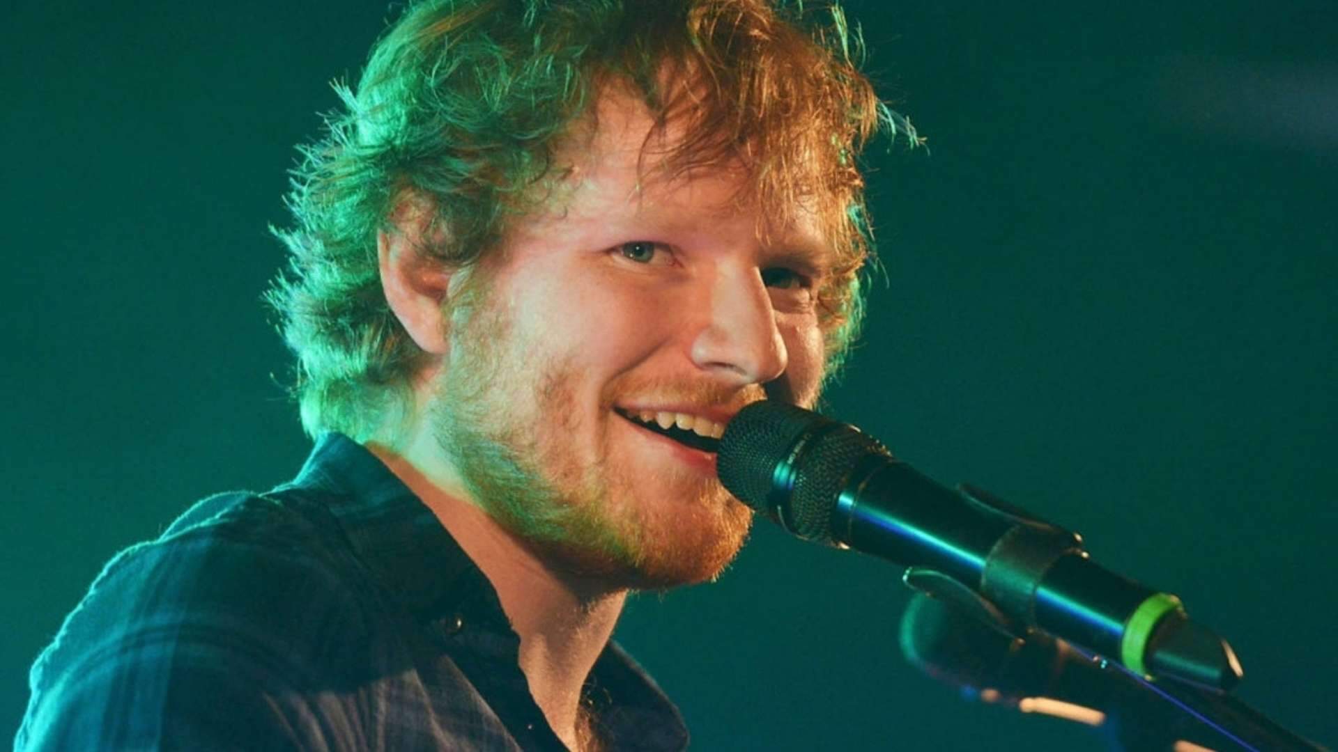 Ed Sheeran lança versão inusitada de ‘Bad Habits’ e impressiona fãs: “Edinho roqueiro?”