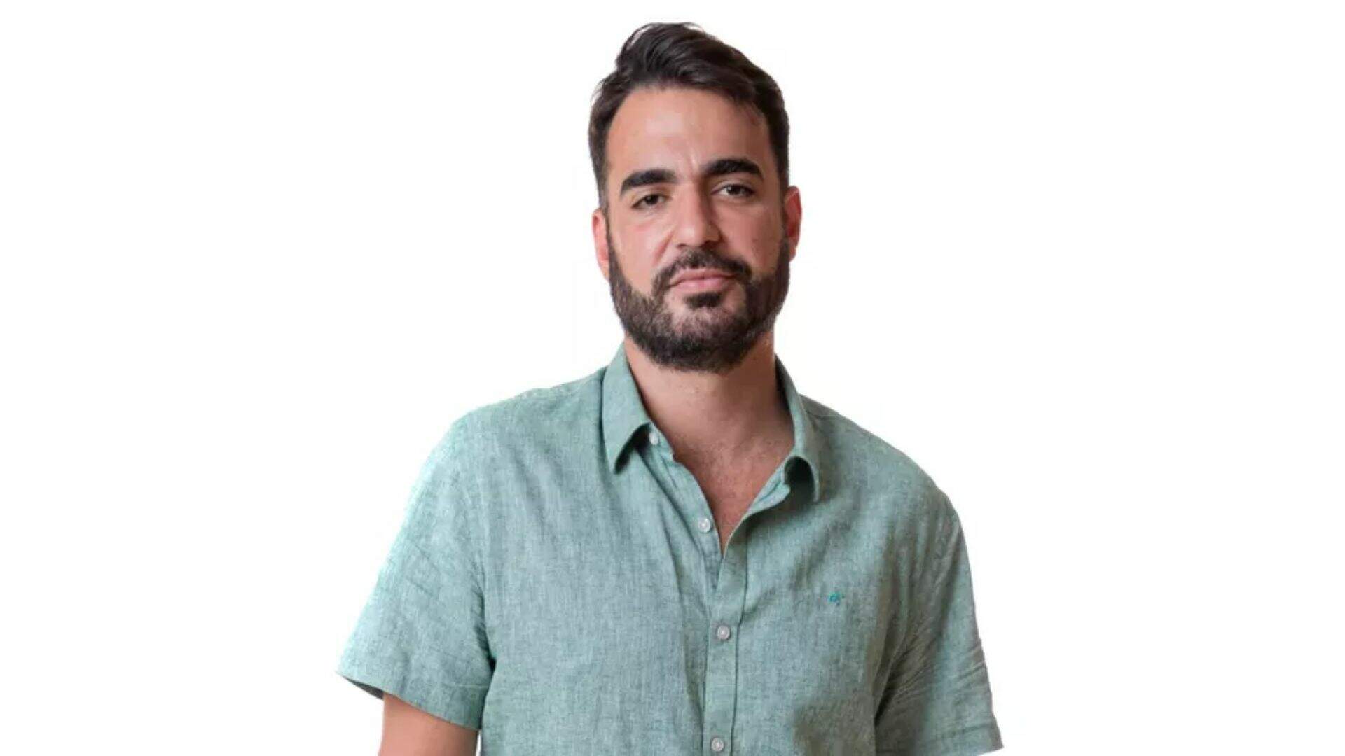 Matheus Pires é um diretor pedagógico brasileiro e um dos participantes do reality NO LIMITE 2022