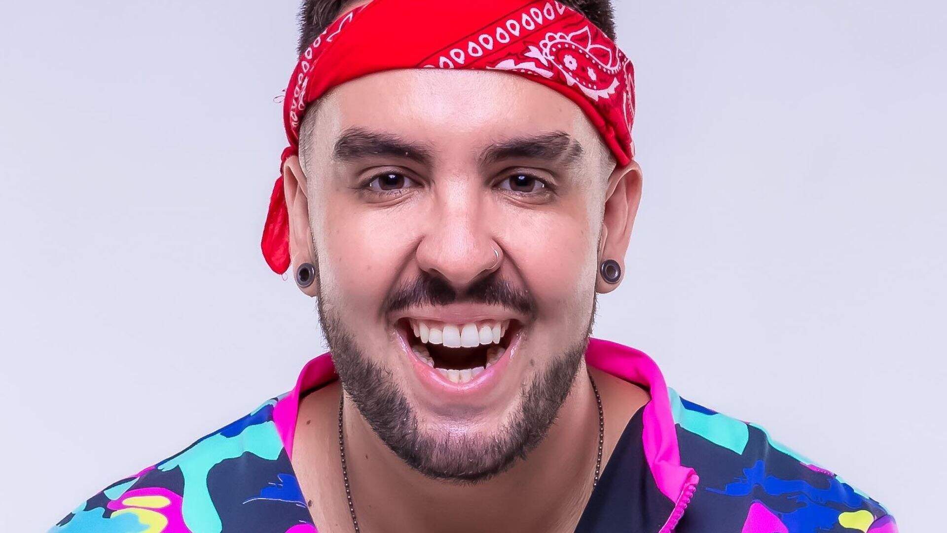Rodrigo Mila é um DJ brasileiro e um dos criadores do projeto Open Farra