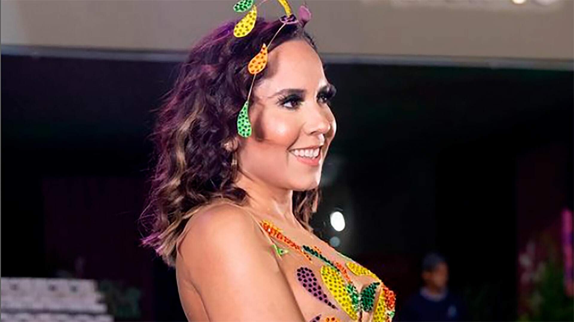Mulher Melão aposta em roupa luxuosa e inusitada para o Carnaval: “Pronta”