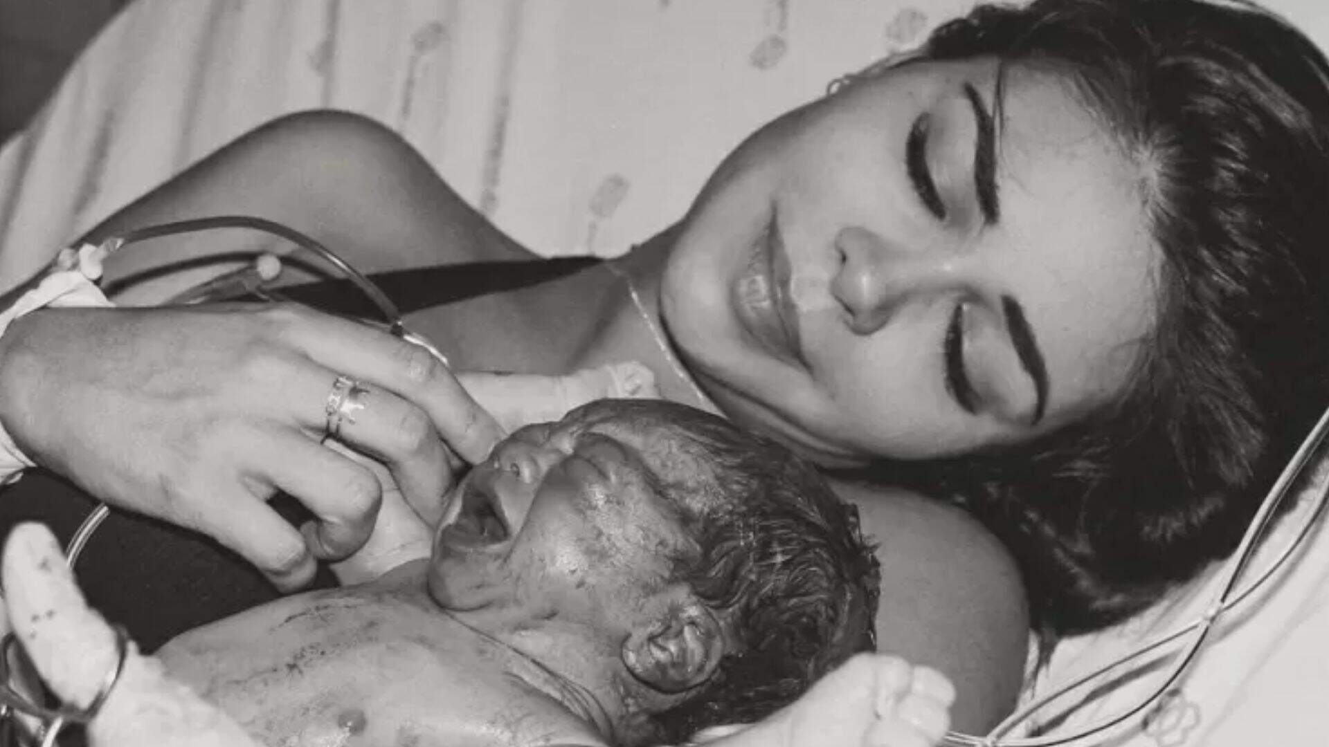 Morre filho de influenciadora uma semana após nascimento e perda gera comoção: “Guerreiro”