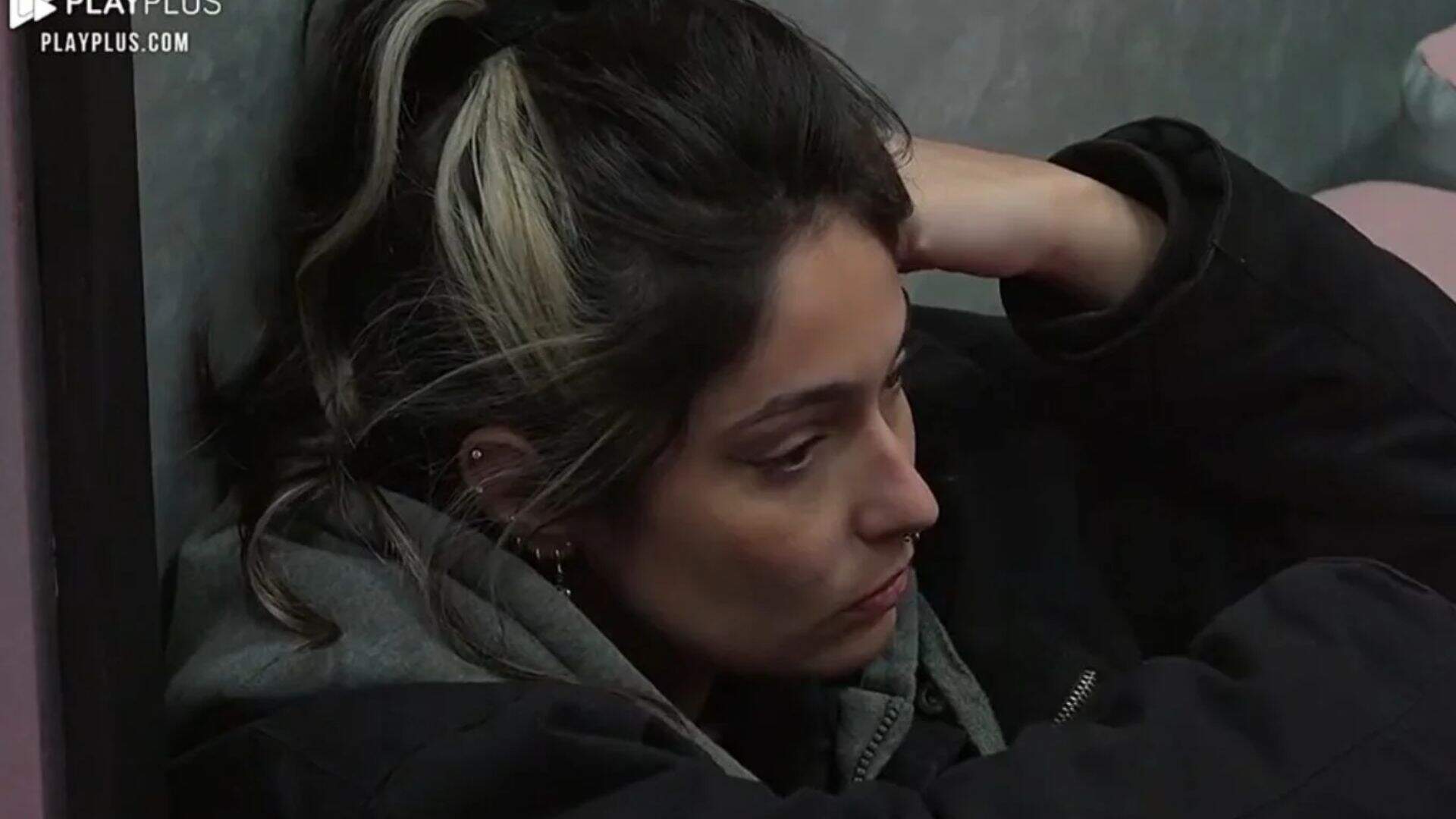 Anne Duarte cai no choro depois do desempenho de Pe Lanza: “Só otário cai nessa”