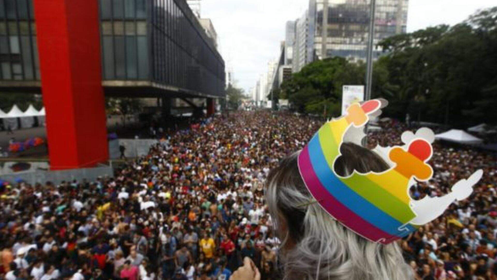 Livro dos recordes! Parada LGBTQIA+ de São Paulo é a maior do mundo - Metropolitana FM