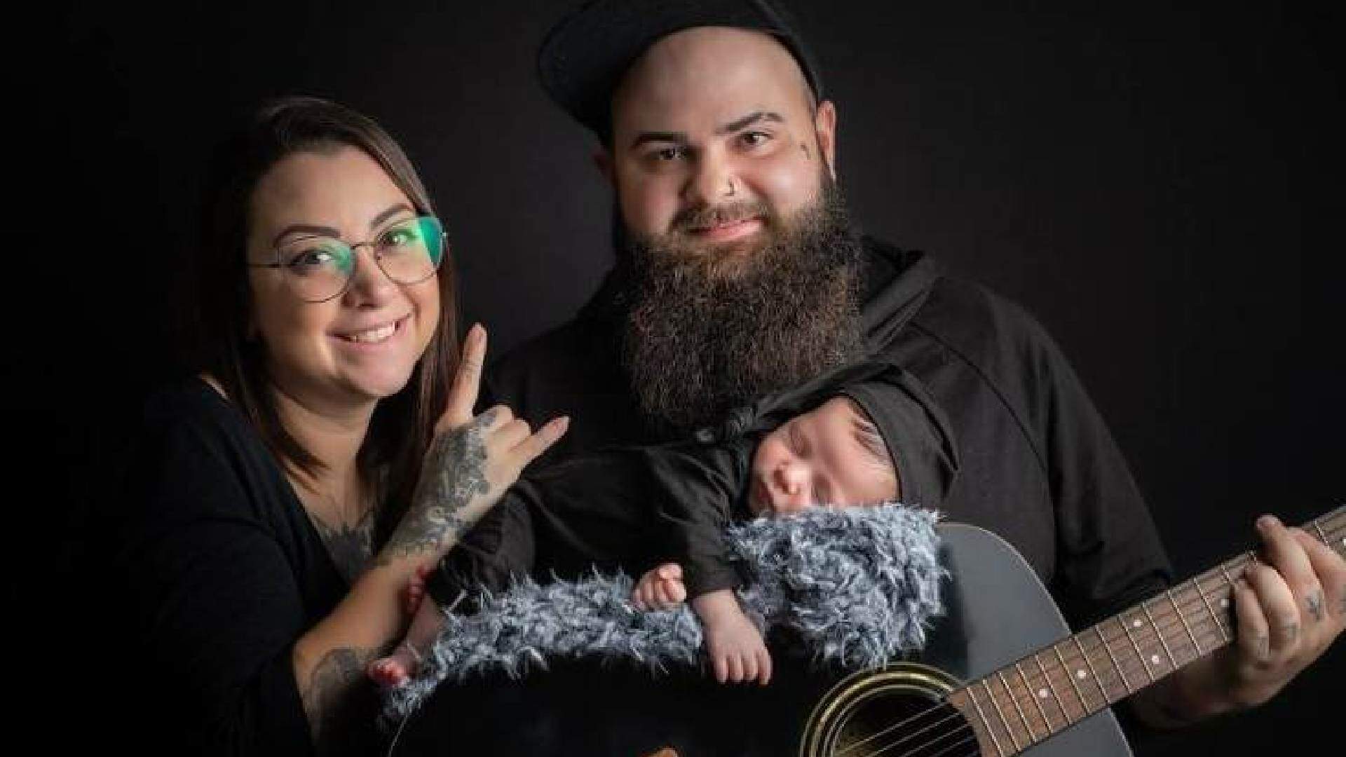 Famosa banda de rock tem atitude inesperada e surpreende família de fã que teve bebê durante show - Metropolitana FM