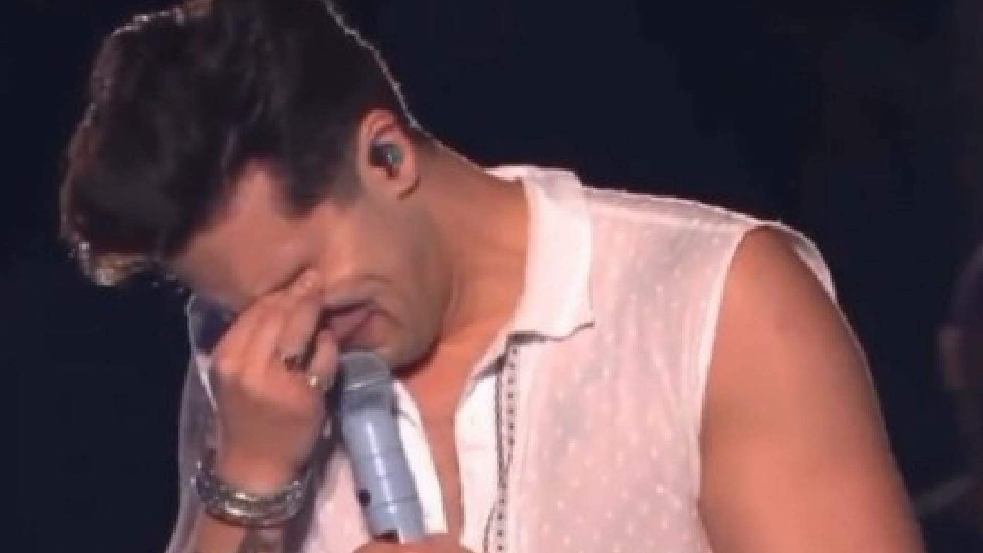 Luan Santana vai às lágrimas durante show, faz revelação inesperada e emociona fãs