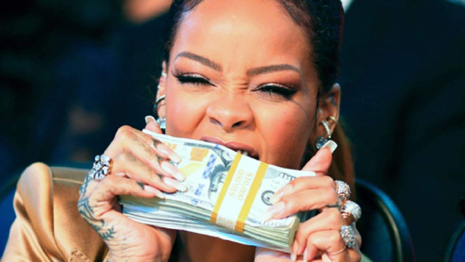 Forbes revela valor da fortuna de Rihanna e choca fãs da cantora: “Rica!”