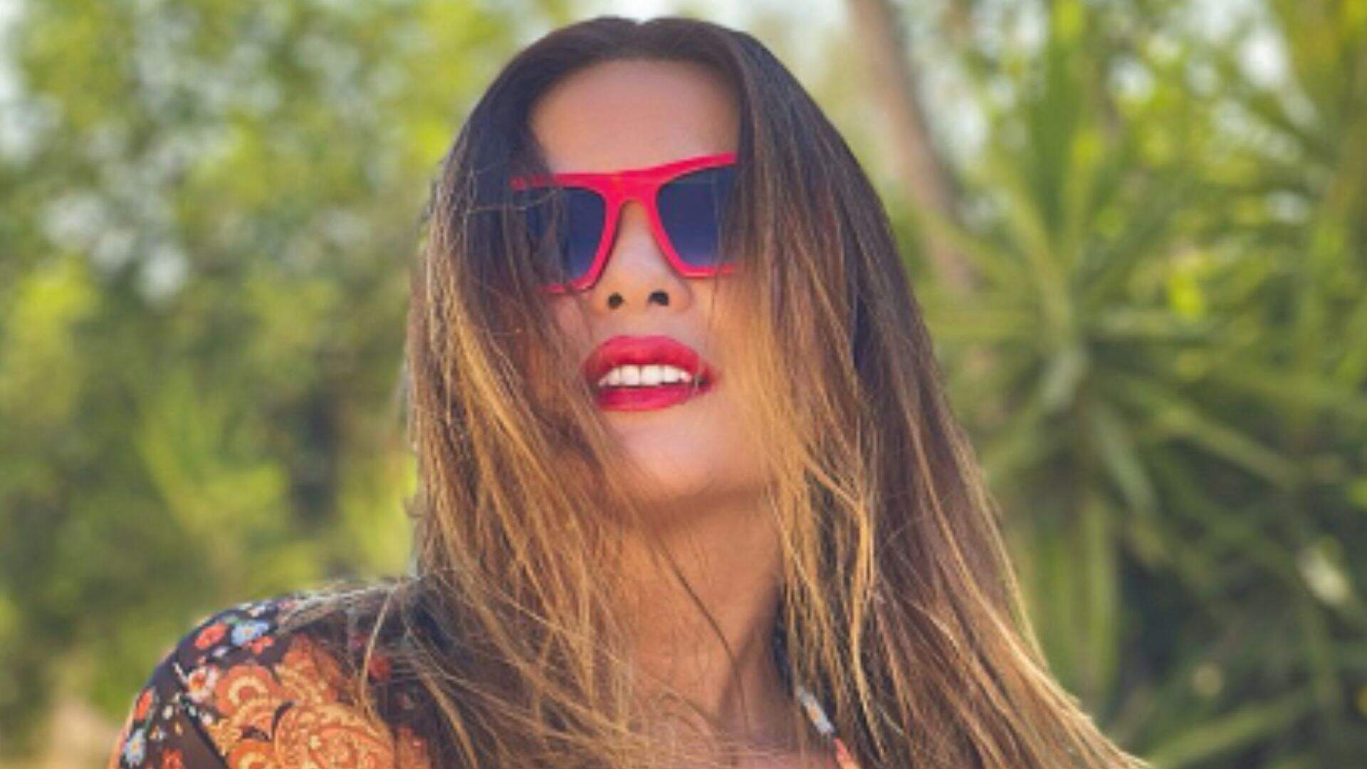 Geisy Arruda deixa portugueses chocados ao mostrar bumbum à milanesa na praia: “Cavei mesmo” - Metropolitana FM