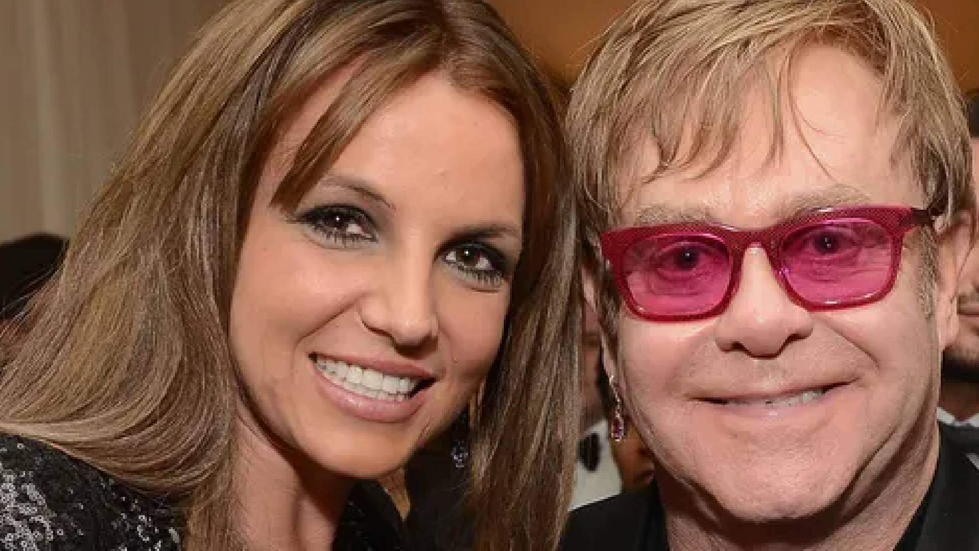 Elton John divulga capa de sua parceria com Britney Spears e detalhe curioso rouba a cena