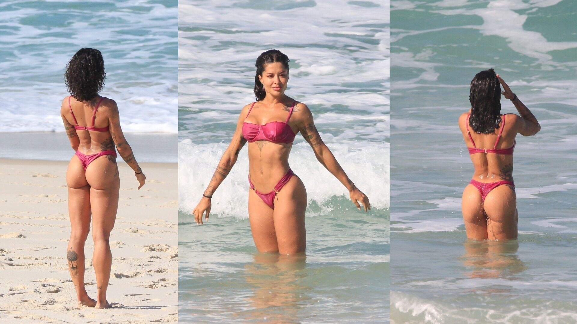 Aline Campos na praia
