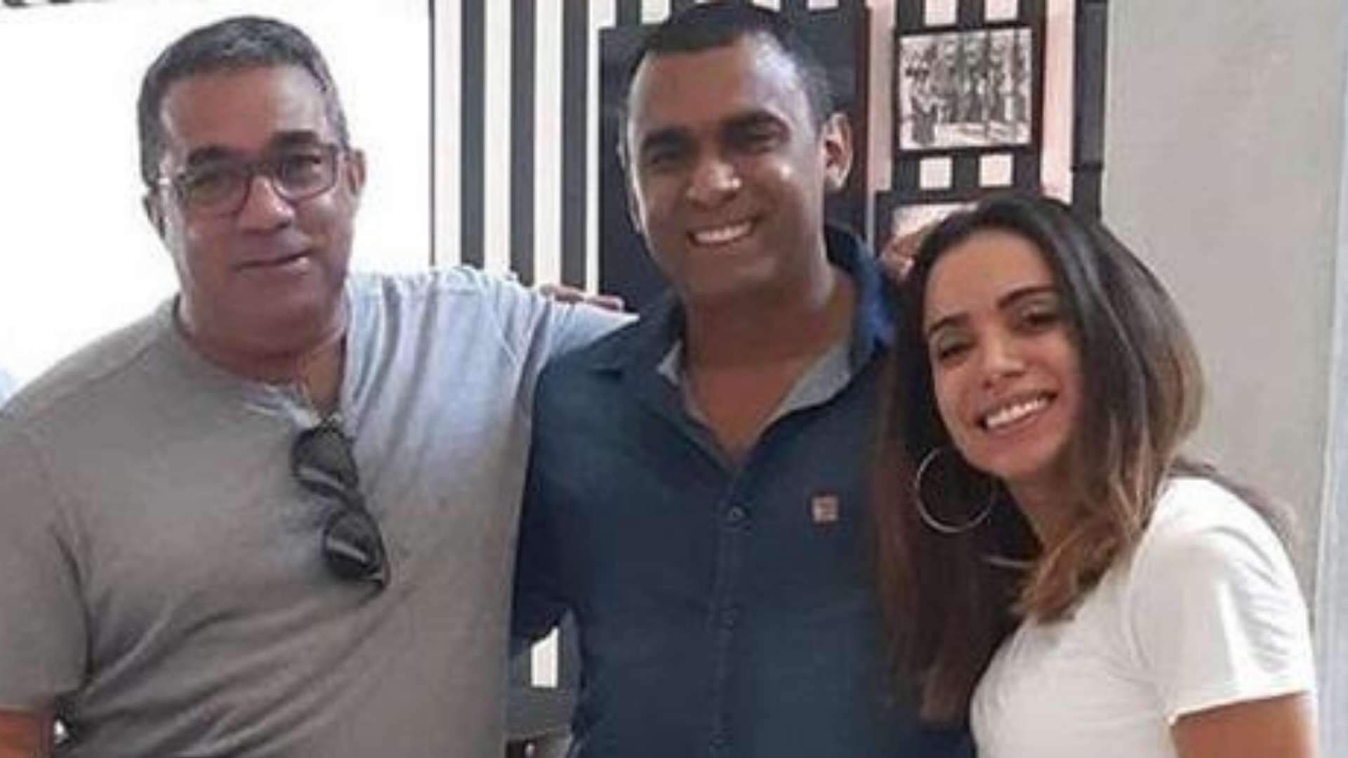 Irmão de Anitta toma atitude inusitada em relação ao e pai choca a web: “Depois de 36 anos!” - Metropolitana FM