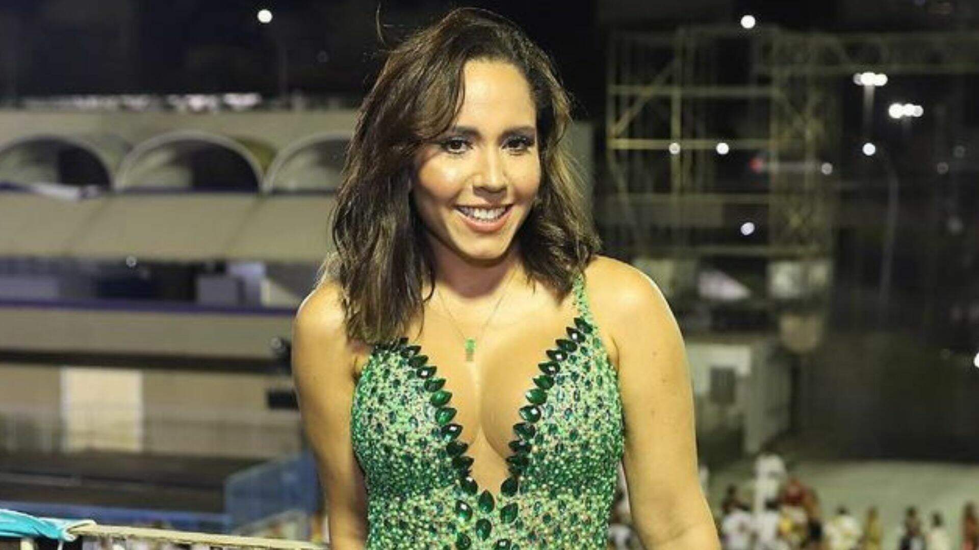 Pronta pro jogo do Brasil, Mulher Melão mostra qual lingerie escolheu para dar sorte