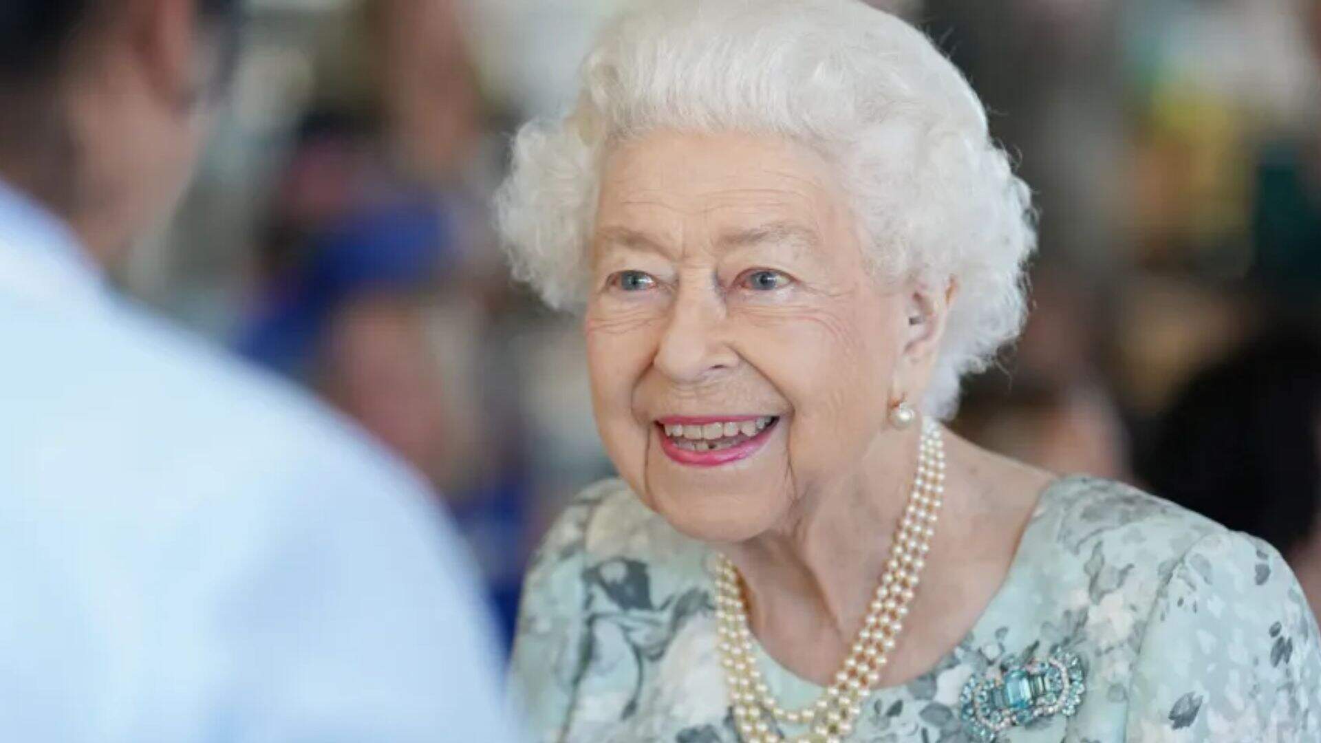 Palácio de Buckingham anuncia falecimento de Rainha Elizabeth II - Metropolitana FM